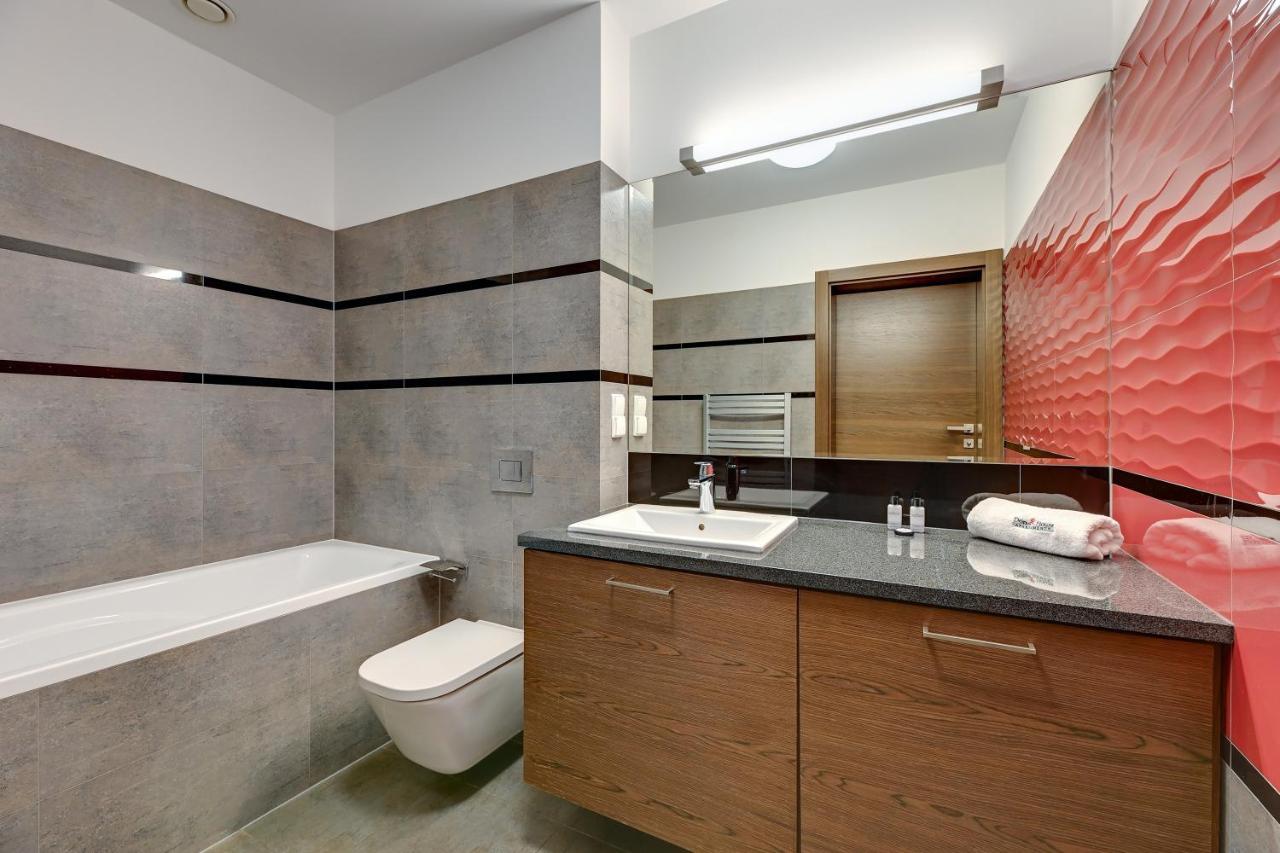 Dom & House Apartments - Old Town Tobiasz Residence غدانسك المظهر الخارجي الصورة