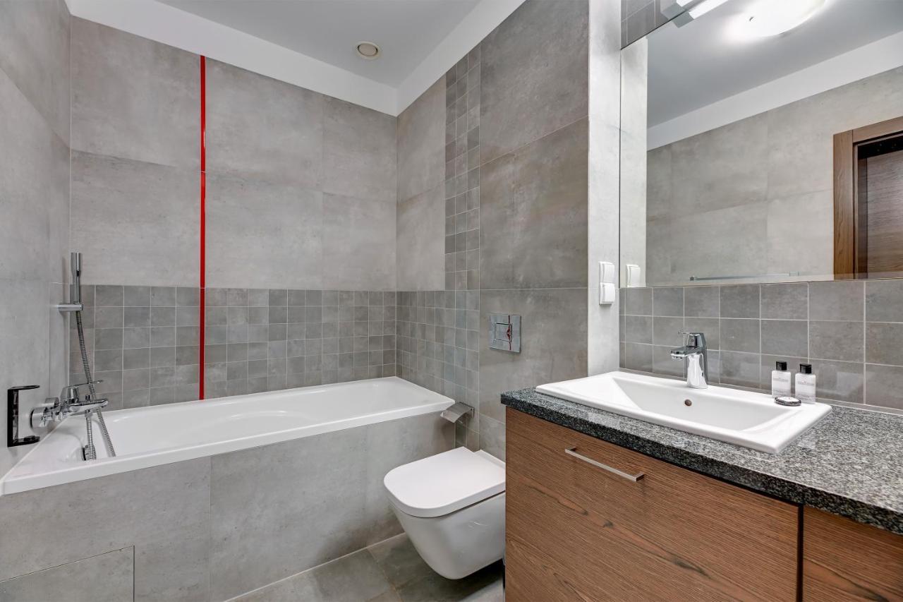 Dom & House Apartments - Old Town Tobiasz Residence غدانسك المظهر الخارجي الصورة