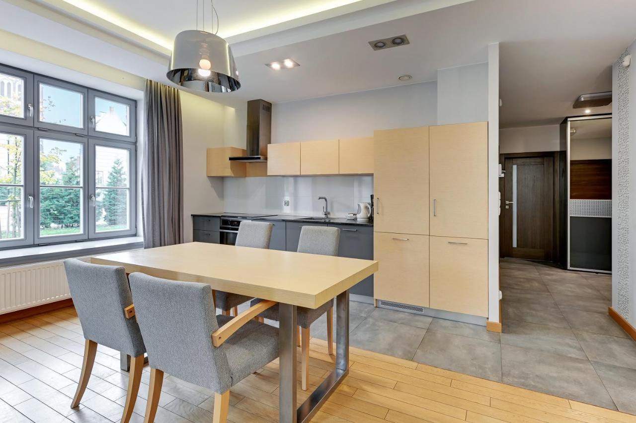 Dom & House Apartments - Old Town Tobiasz Residence غدانسك المظهر الخارجي الصورة